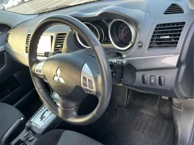 Mitsubishi GALANT FORTIS  с аукциона в Японии