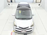 Toyota RACTIS лот № 10084 оценка 3  с аукциона в Японии 6