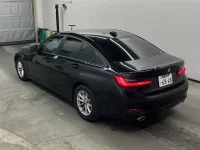 BMW 3-Series лот № 20068 оценка 4  с аукциона в Японии 1