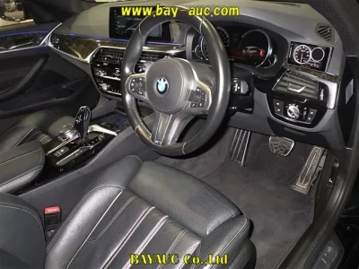 BMW 5-Series  с аукциона в Японии