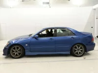 Toyota ALTEZZA лот № 10091 оценка R  с аукциона в Японии 3