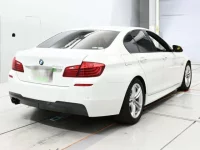 BMW 5-Series лот № 38093 оценка 4.5  с аукциона в Японии 1