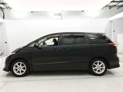 Toyota ESTIMA  с аукциона в Японии