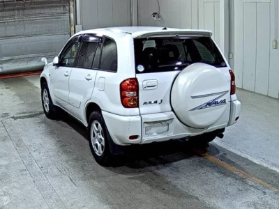 Toyota RAV4  с аукциона в Японии