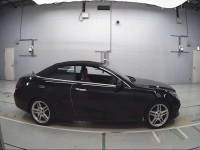Mercedes-Benz E CLASS  с аукциона в Японии