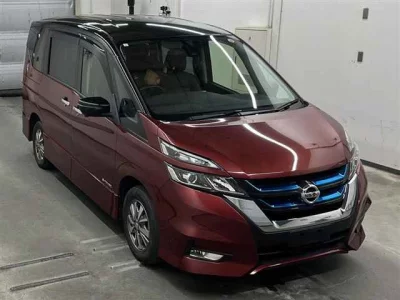 Nissan SERENA  с аукциона в Японии