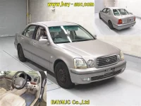 Toyota PROGRES лот № 10043 оценка 3.5  с аукциона в Японии 3
