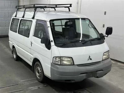 Mitsubishi DELICA  с аукциона в Японии