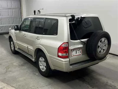 Mitsubishi PAJERO  с аукциона в Японии