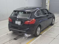 BMW 2-Series лот № 38116 оценка 4  с аукциона в Японии 1