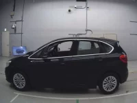 BMW 2-Series лот № 38116 оценка 4  с аукциона в Японии 3