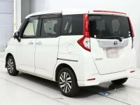 Toyota ROOMY лот № 10127 оценка 4  с аукциона в Японии 5