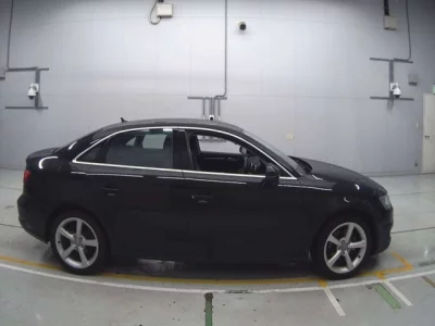 Audi A3  с аукциона в Японии