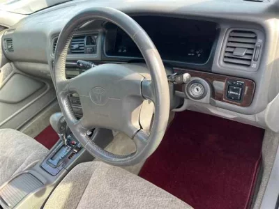 Toyota MARK II  с аукциона в Японии