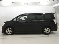 Honda STEP WAGON лот № 10143 оценка 3  с аукциона в Японии 3