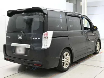 Honda STEP WAGON  с аукциона в Японии