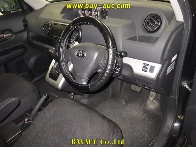 Toyota COROLLA RUMION  с аукциона в Японии