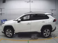 Toyota RAV4 лот № 33103 оценка 4.5  с аукциона в Японии 3