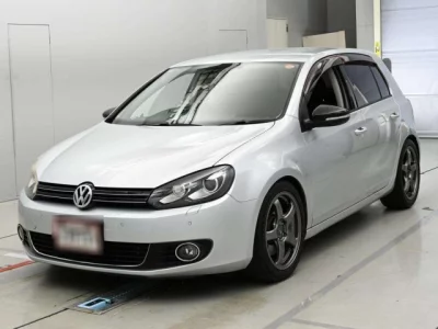 Volkswagen GOLF  с аукциона в Японии