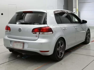 Volkswagen GOLF  с аукциона в Японии