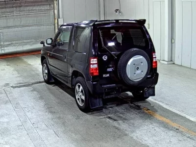 Nissan KIX  с аукциона в Японии