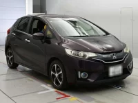 Honda FIT лот № 10158 оценка 3.5  с аукциона в Японии 4