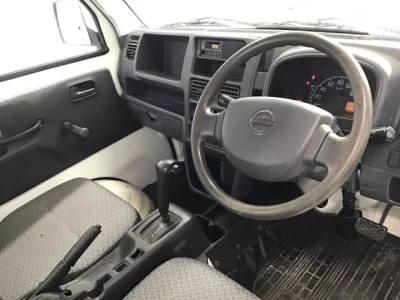 Nissan CLIPPER TRUCK