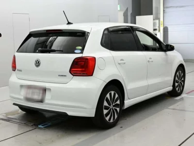 Volkswagen POLO  с аукциона в Японии