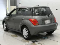 Toyota IST лот № 10170 оценка 3.5  с аукциона в Японии 5