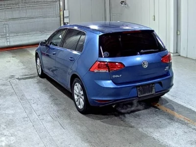 Volkswagen GOLF  с аукциона в Японии