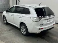 Mitsubishi OUTLANDER PHEV лот № 85034 оценка 3  с аукциона в Японии 1