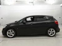 BMW 2-Series лот № 38165 оценка 4  с аукциона в Японии 3
