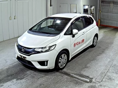 Honda FIT  с аукциона в Японии