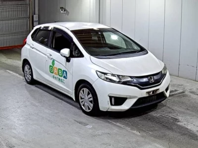 Honda FIT  с аукциона в Японии