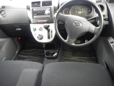 Daihatsu MIRA  с аукциона в Японии
