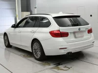 BMW 3-Series лот № 38176 оценка 3.5  с аукциона в Японии 5