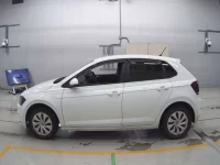 Volkswagen POLO лот № 38180 оценка 3.5  с аукциона в Японии 3