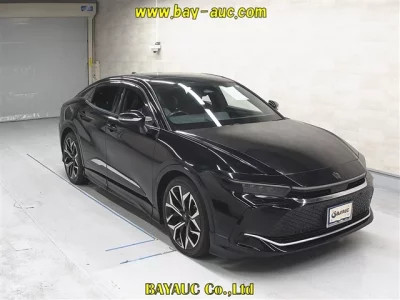 Toyota CROWN CROSSOVER  с аукциона в Японии