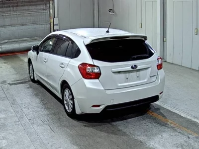 Subaru IMPREZA  с аукциона в Японии