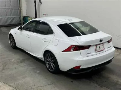 Lexus IS  с аукциона в Японии