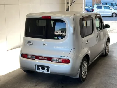 Nissan CUBE  с аукциона в Японии