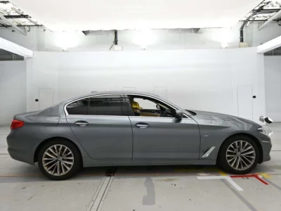 BMW 5-Series  с аукциона в Японии