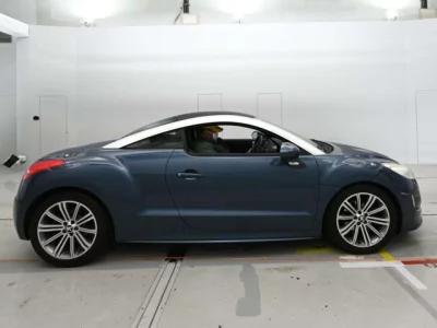 Peugeot RCZ