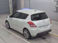 Suzuki SWIFT лот № 36161 оценка 4  с аукциона в Японии 5