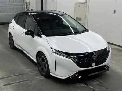 Nissan AURA  с аукциона в Японии