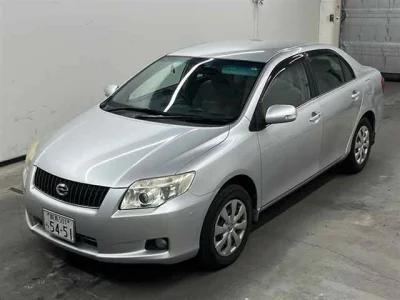 Toyota COROLLA AXIO  с аукциона в Японии