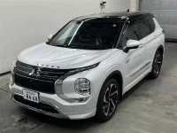 Mitsubishi OUTLANDER PHEV лот № 15143 оценка 4.5  с аукциона в Японии 3