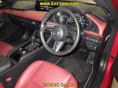 Mazda MAZDA3  с аукциона в Японии