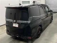 Toyota VOXY лот № 85065 оценка R  с аукциона в Японии 4