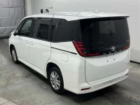 Toyota NOAH лот № 85068 оценка R  с аукциона в Японии 1